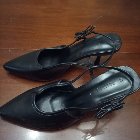 Streetwear Society Black Slingback Heels - Picture 3 of 7